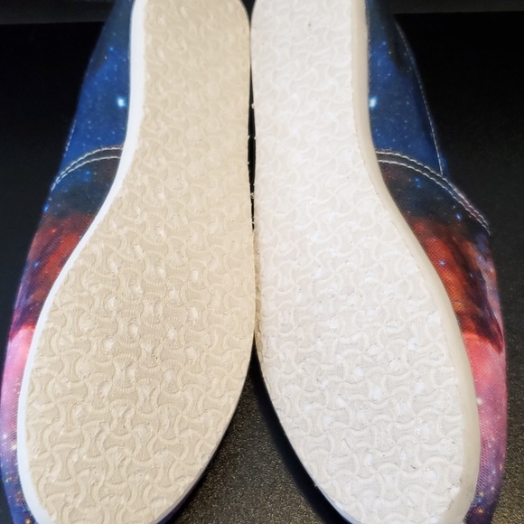 Casual Shoes with Cosmic Print - Picture 2 of 3